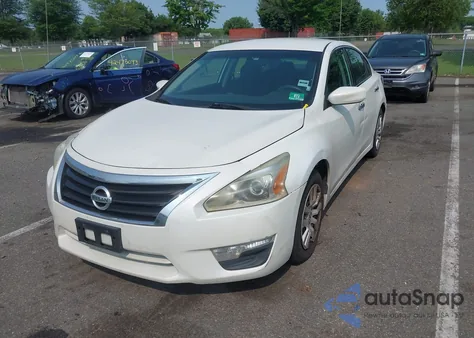 2014 Nissan Altima 2.5 S from USA, damaged, VIN 1N4AL3AP0EC117114